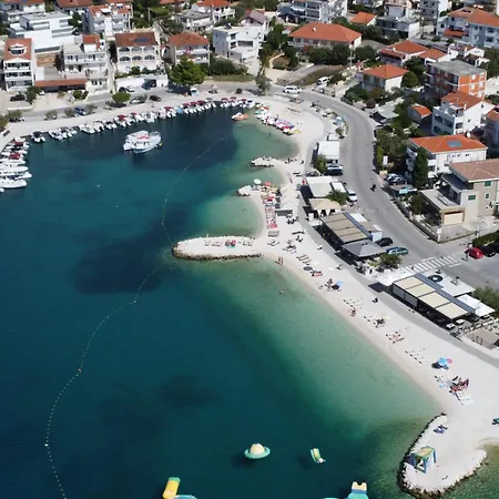 쿠즈메니치 아파트