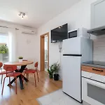 Kuzmanic Apartment *
