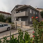 Kuzmanic Trogir