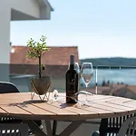 Apartment Kuzmanic *