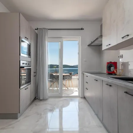 Apartment Kuzmanic Trogir