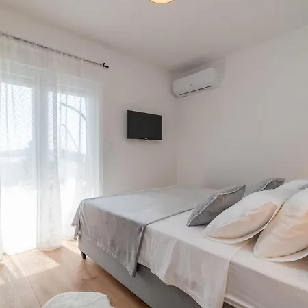 Apartment Kuzmanic Trogir