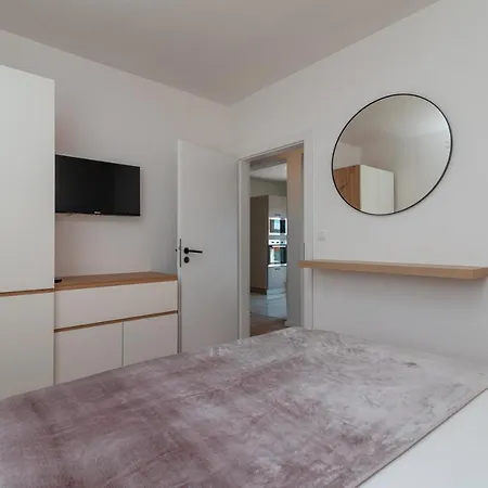 Kuzmanic Apartment Trogir