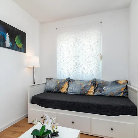 Apartment Kuzmanic *