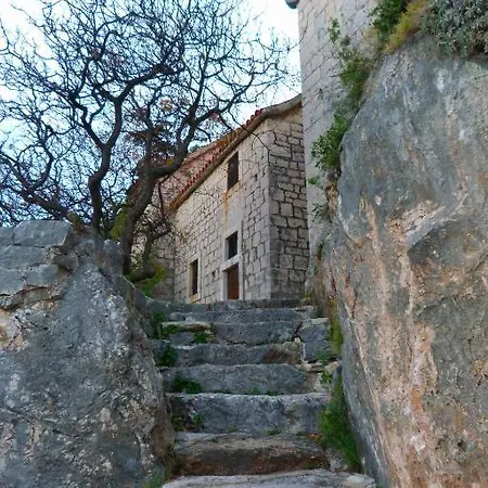 Kuzmanic Apartment Trogir