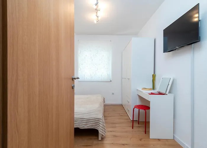 Kuzmanic Apartamento Trogir