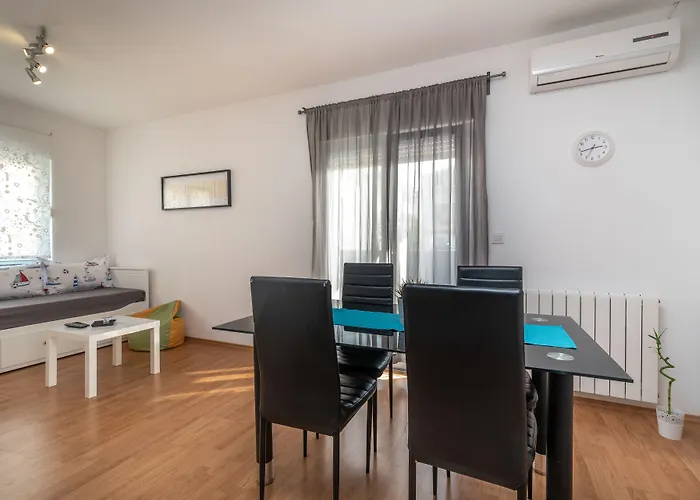 Kuzmanic Apartament