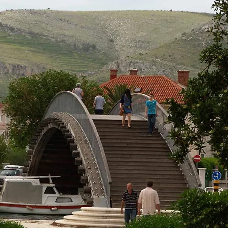 库兹马尼克别墅公寓 公寓